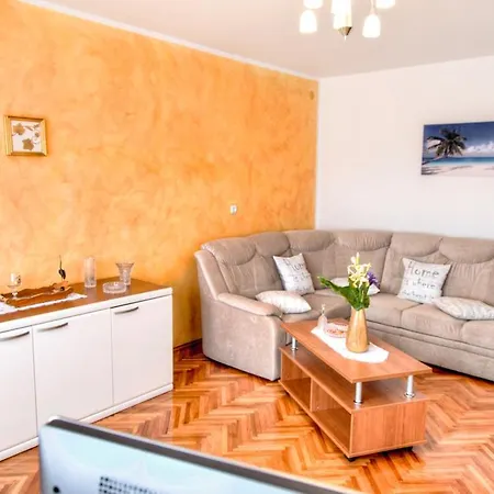 Apartman Downtown Póla