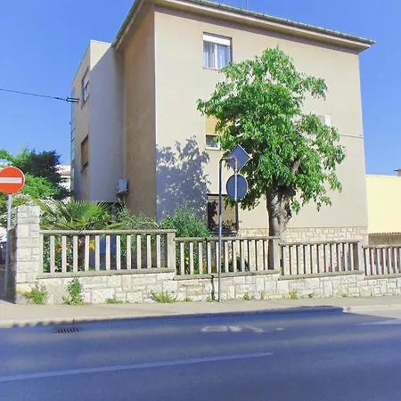 Downtown Apartman Póla