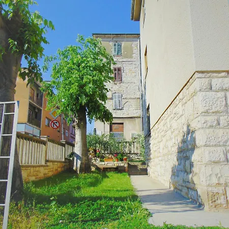 Downtown Apartmán *